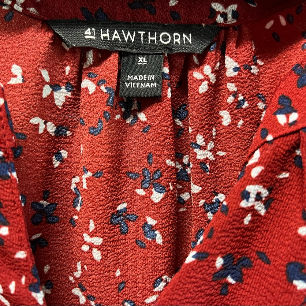 41 Hawthorn shirt (Maroon, blue flowers)